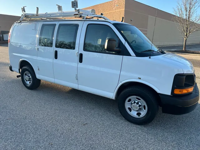 2013 Chevrolet Express Cargo Work Van - Photo 32