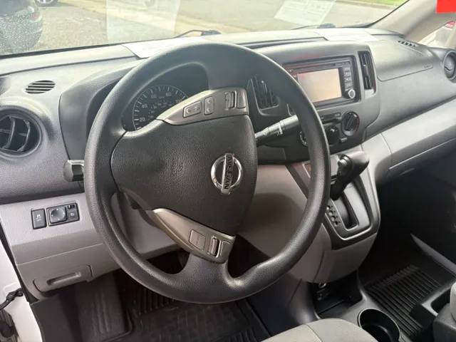 2018 Nissan NV200 SV - Photo 10