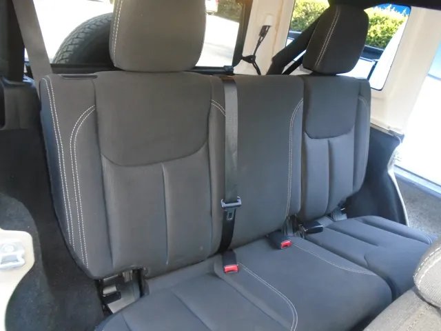 2017 Jeep Wrangler Unlimited Sahara - Photo 51