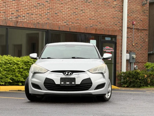2015 Hyundai Veloster Base - Photo 14