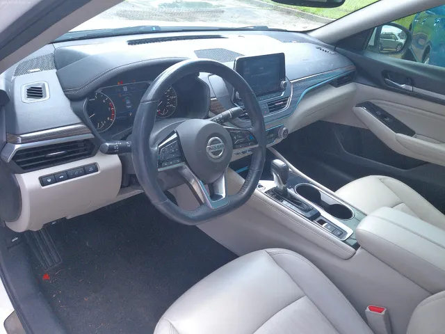 2020 Nissan Altima SL - Photo 11