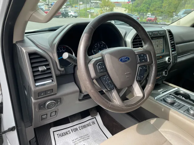 2018 Ford Expedition MAX XLT photo 19