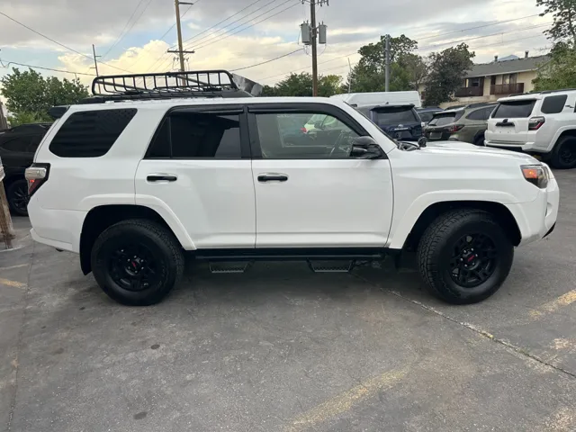 2021 Toyota 4Runner Venture - Photo 6