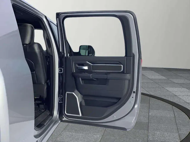 2022 RAM Ram 2500 Pickup Laramie - Photo 17