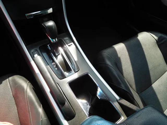 2013 Honda Accord EX-L - Photo 10