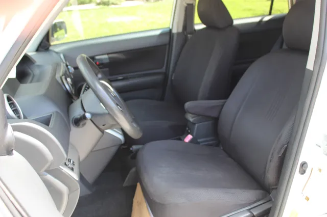 2009 Scion xB Base - Photo 10