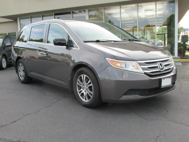 2013 Honda Odyssey EX's photo