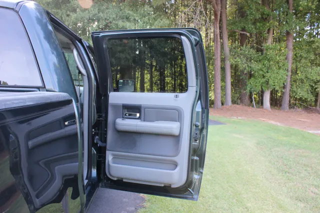 2004 Ford F-150 XLT - Photo 15