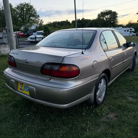 2000 Chevrolet Malibu LS - Photo 7