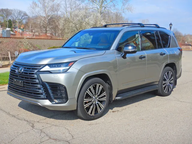 2023 Lexus LX 600 600 Luxury's photo