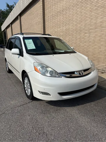 2008 Toyota Sienna