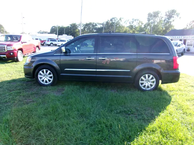 2012 Chrysler Town & Country
