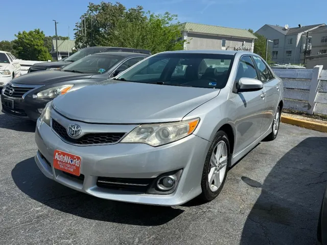 2012 Toyota Camry SE