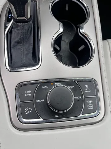 2017 Jeep Grand Cherokee Summit - Photo 7