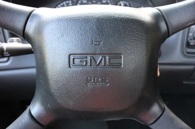 2002 GMC Sierra 1500 Standard - Photo 21