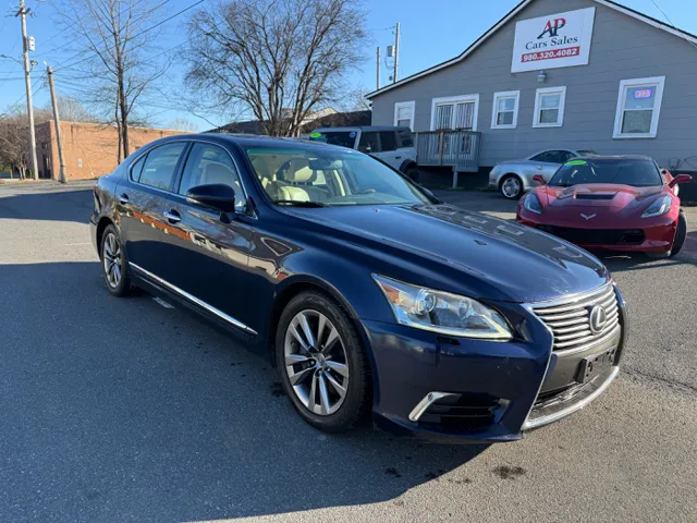 2013 Lexus LS Base