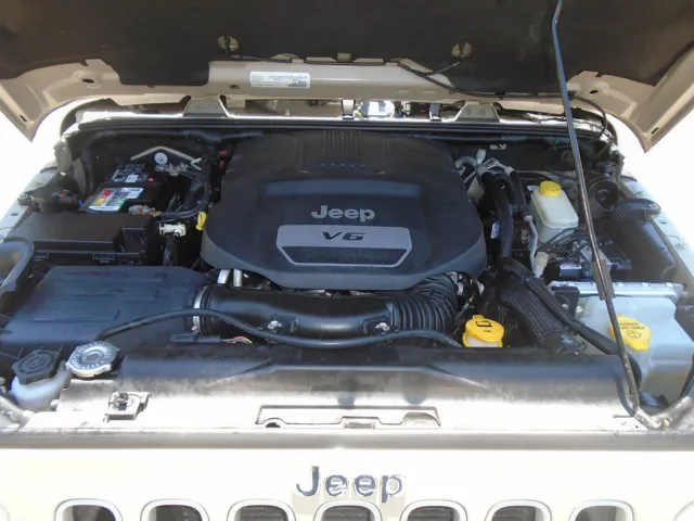 2017 Jeep Wrangler Unlimited Sahara - Photo 11
