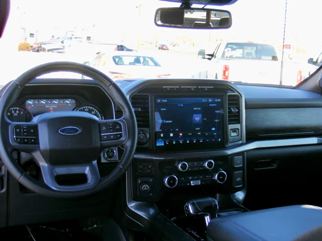 2023 Ford F-150 XLT - Photo 26