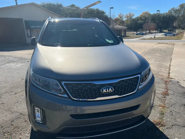 2015 Kia Sorento Limited's photo