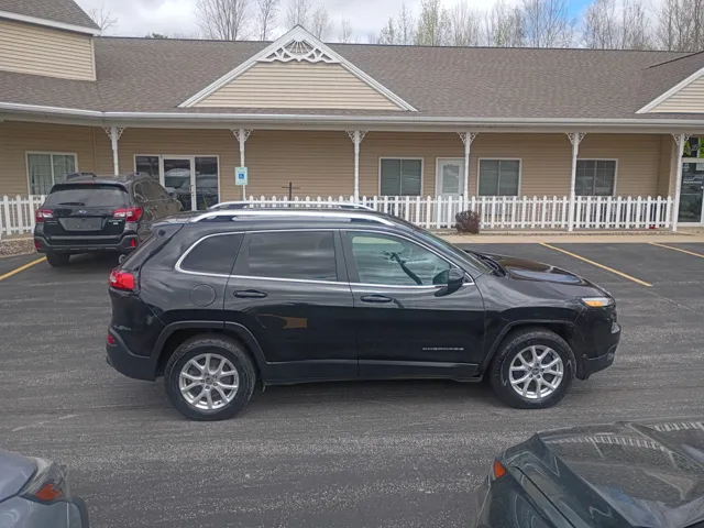 2016 Jeep Cherokee Latitude - Photo 7