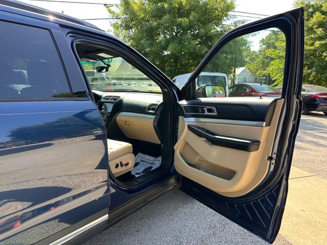 2016 Ford Explorer XLT - Photo 36