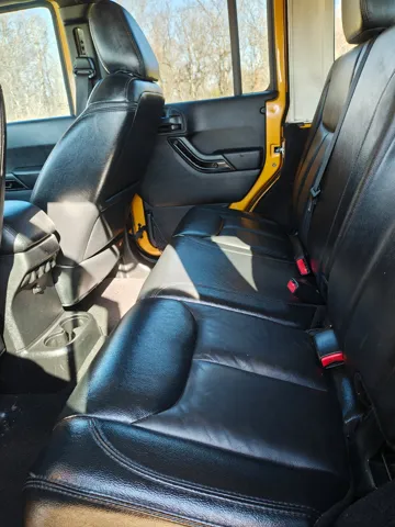 2014 Jeep Wrangler Unlimited Altitude - Photo 7