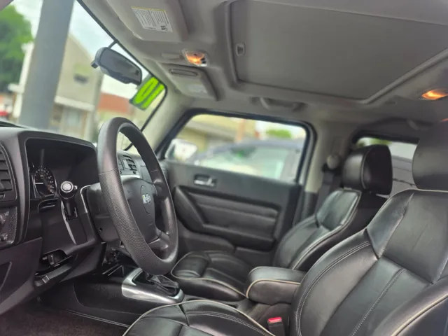 2010 Hummer H3 Luxury Edition - Photo 12