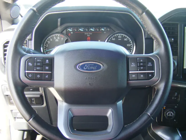 2023 Ford F-150 XLT - Photo 25