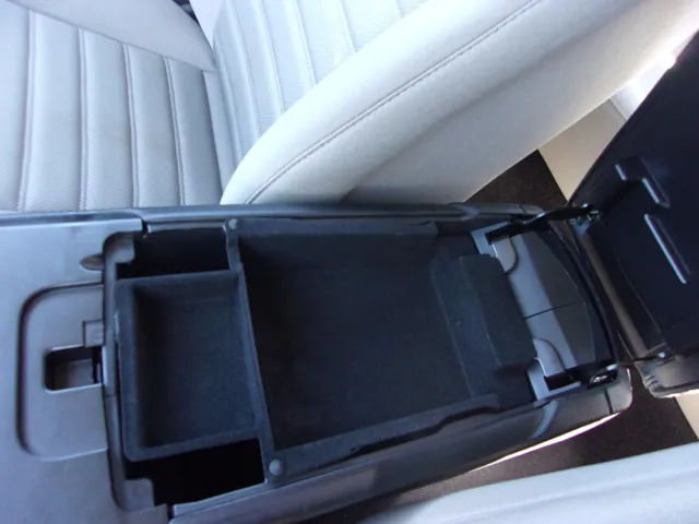 2018 Ford Fusion S - Photo 27