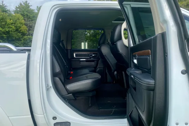 2017 RAM Ram 1500 Pickup Laramie - Photo 27