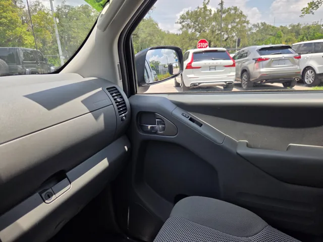 2017 Nissan Frontier SV - Photo 26