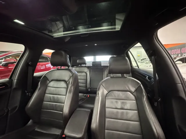 2015 Volkswagen Golf GTI SE photo 17