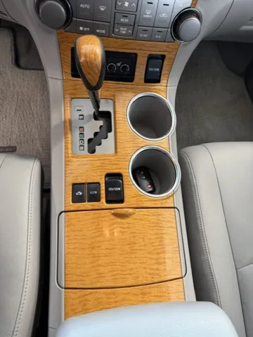 2008 Toyota Highlander Limited Hybrid - Photo 12