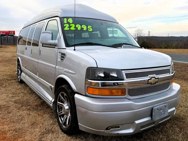 2014 Chevrolet Express Cargo Work Van's photo