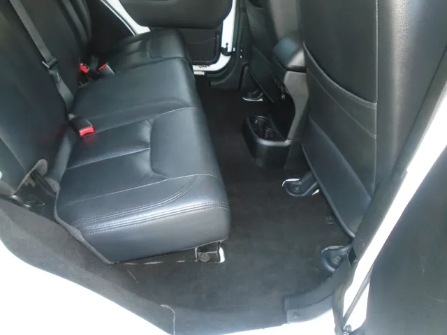 2015 Jeep Wrangler Unlimited Sahara - Photo 53