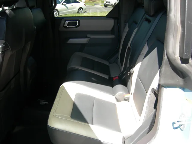 2023 Ford Bronco 4-Door Wildtrak - Photo 17