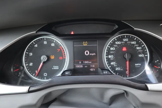 2012 Audi A4 2.0T Prestige Quattro photo 13