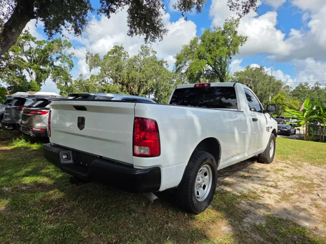 2019 Ram 1500 Classic photo 3