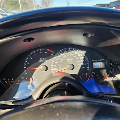 2002 Chevrolet Camaro Sport Coupe photo 10