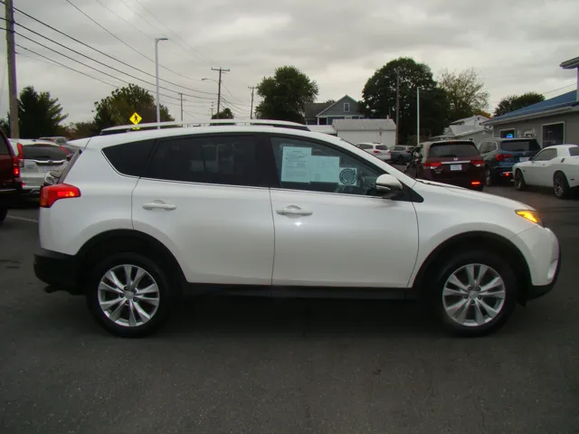 2014 Toyota RAV4 Limited's photo