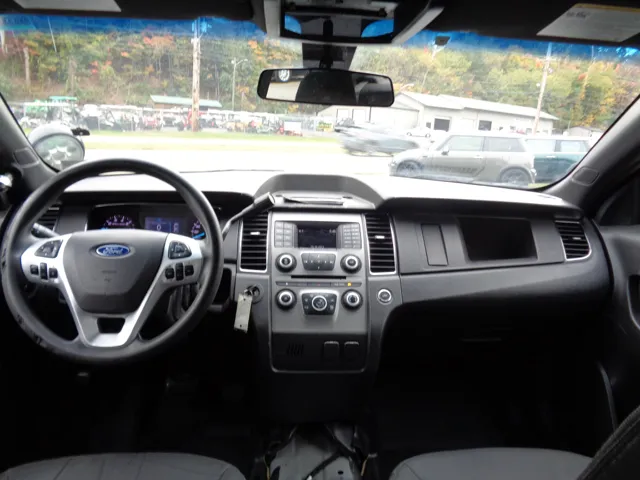 2016 Ford Taurus - Photo 16