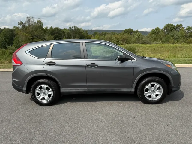 2013 Honda CR-V LX photo 4