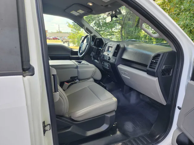 2017 Ford F-150 XL photo 14
