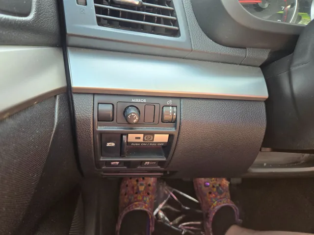 2013 Subaru Legacy 2.5i - Photo 21