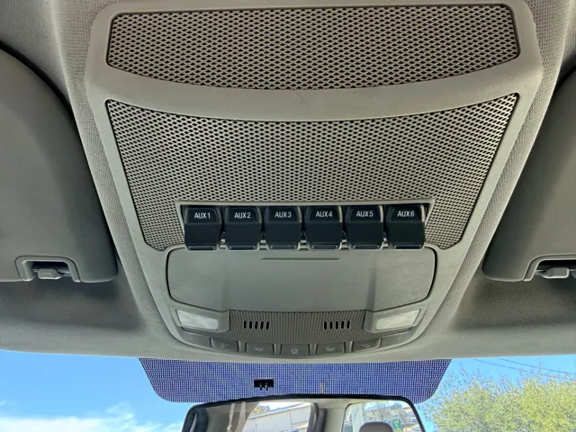 2017 Ford F-550 - Photo 23