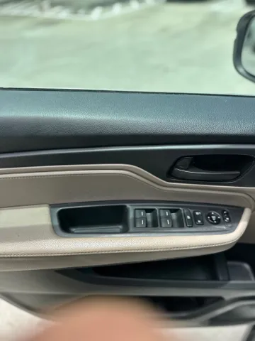 2019 Honda Odyssey EX - Photo 12