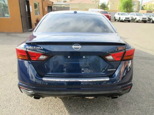 2023 Nissan Altima SR - Photo 6