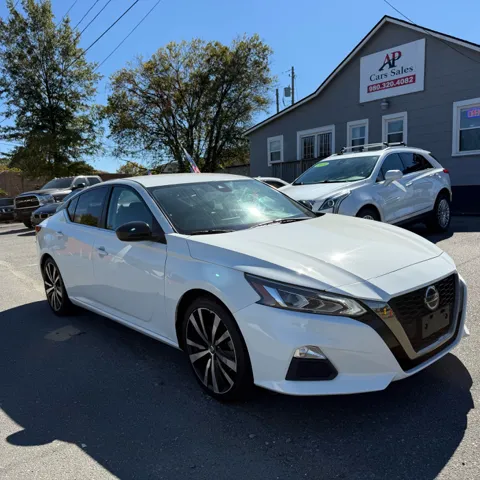 2021 Nissan Altima SR