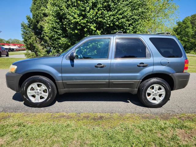 2005 Ford Escape XLT 4WD's photo