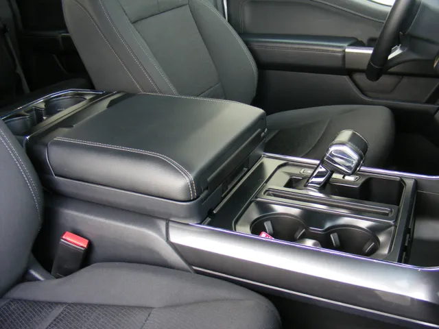 2023 Ford F-150 XLT - Photo 40